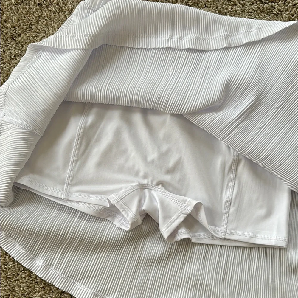 ALO Yoga Women's White Skirt